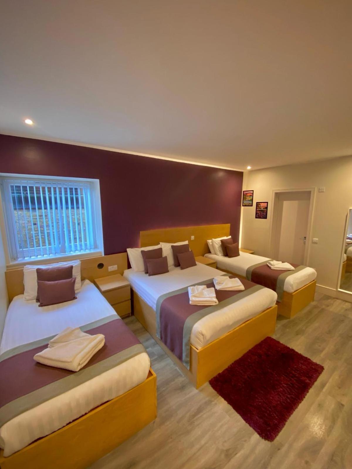 Holtwhites Hotel Enfield Dış mekan fotoğraf
